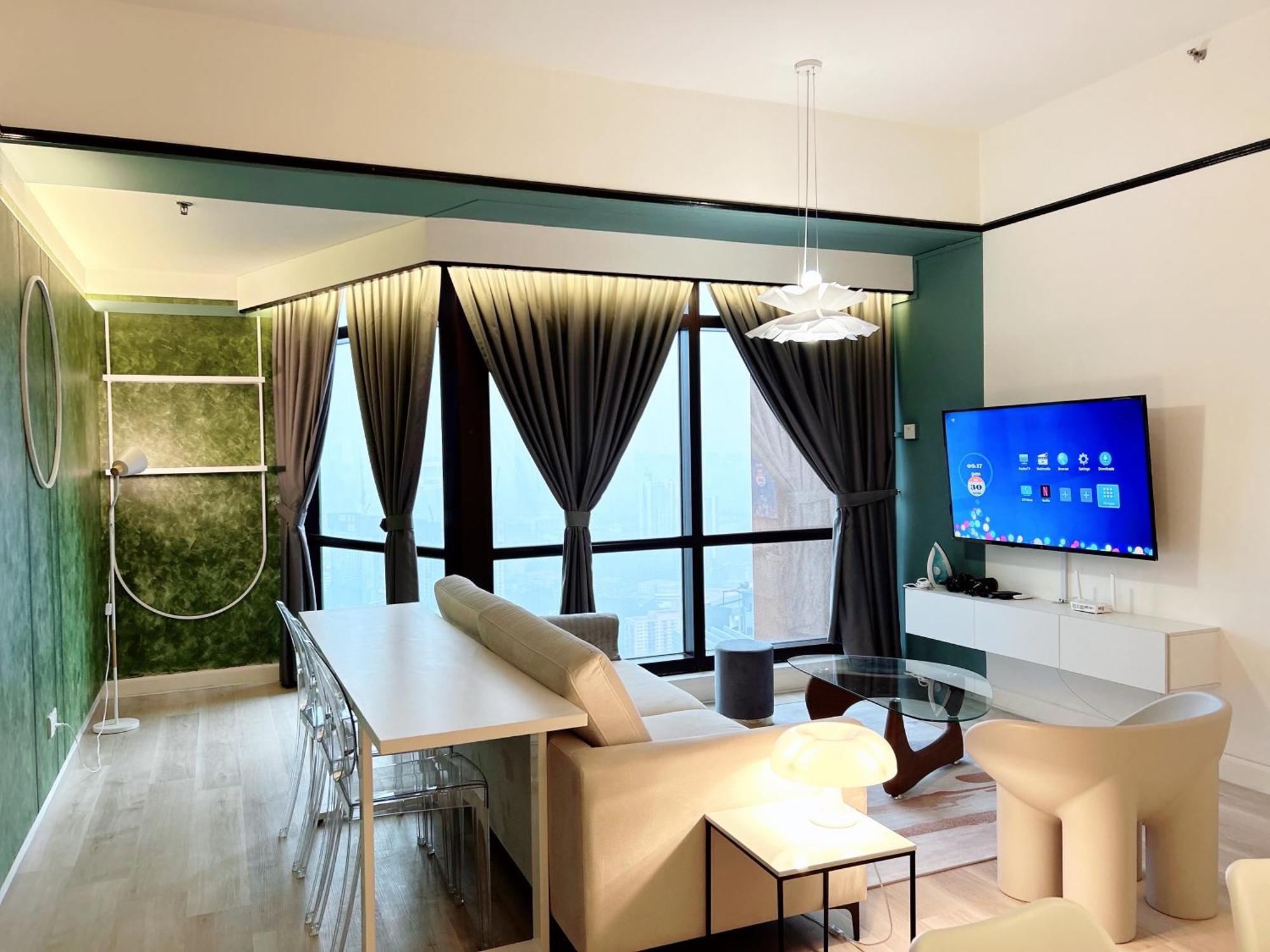 Times Square By Manhattan Group Pangsapuri *